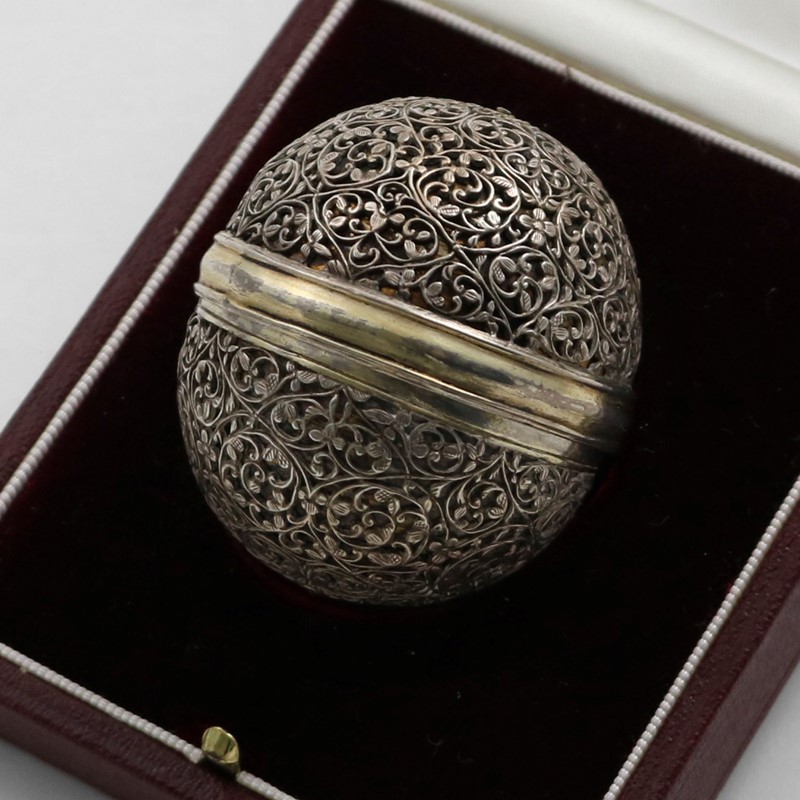 Rarity and Quality Yield High Prices in 600-Lot Silver Sale...