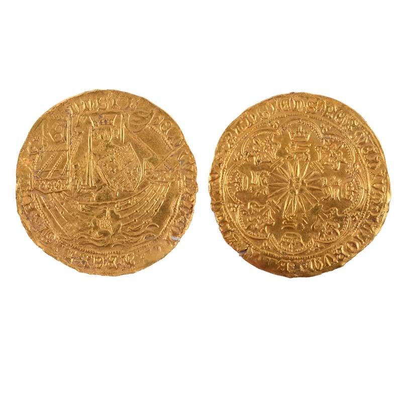 A hoard of treasure has come to life after having been lost many generations ago...